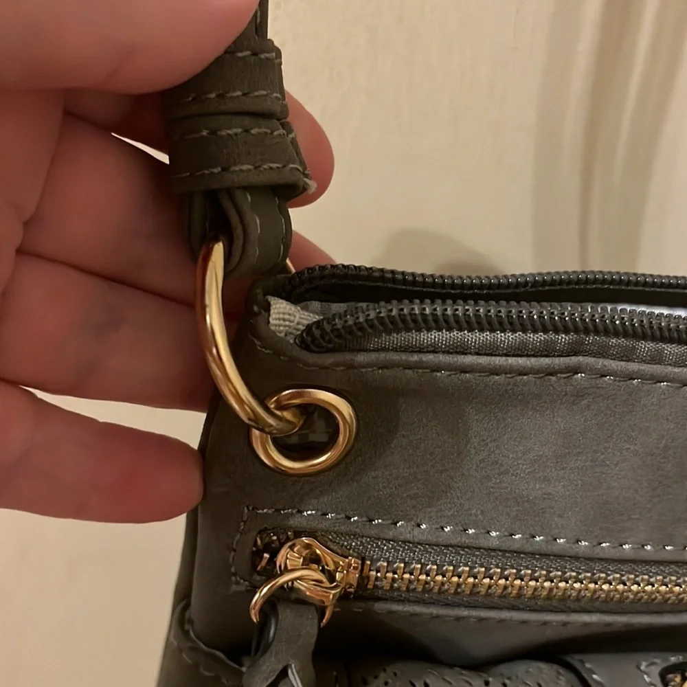 NYC sling / crossbody purse NWT!! - Picture 14 of 15